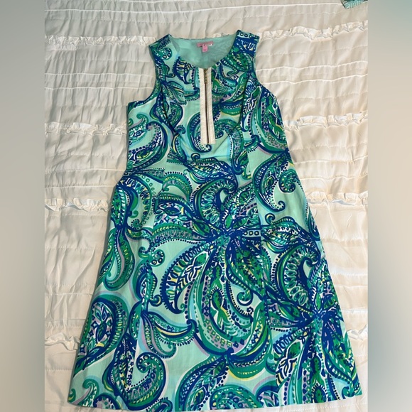 Lilly Pulitzer Dresses & Skirts - Lilly Pulitzer Shift Dress, Size 8, Lined, Excellent Condition, Smoke-free home